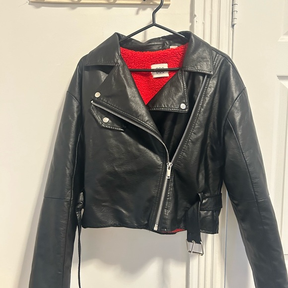 Leather jacket - Picture 2 of 3